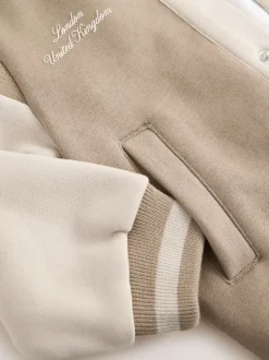 Baker by Ted Baker Beige Sable Varsity Jacket T-Shirt et Joggings Ensemble 3 pièces