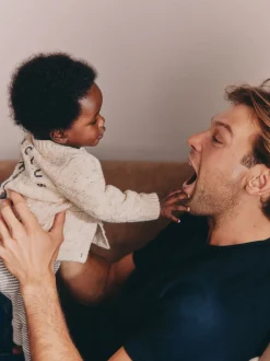 Club du lait naturel brodé - Cardigan Bébé