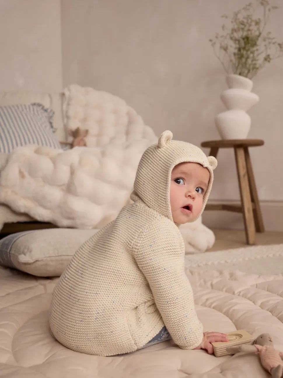Écru moucheté - Bébé à capuche en tricot Cardigan