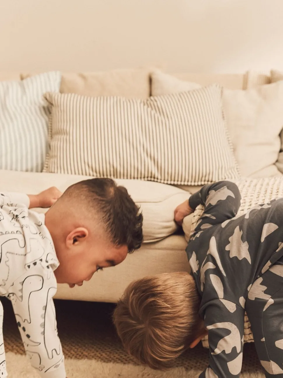 Dinosaure neutre/noir - Lot de 3 pyjamas Snuggle (9mois-10ans)