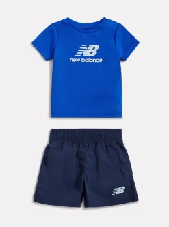 Ensemble New Balance T-shirt athlétique et shorts en nylon