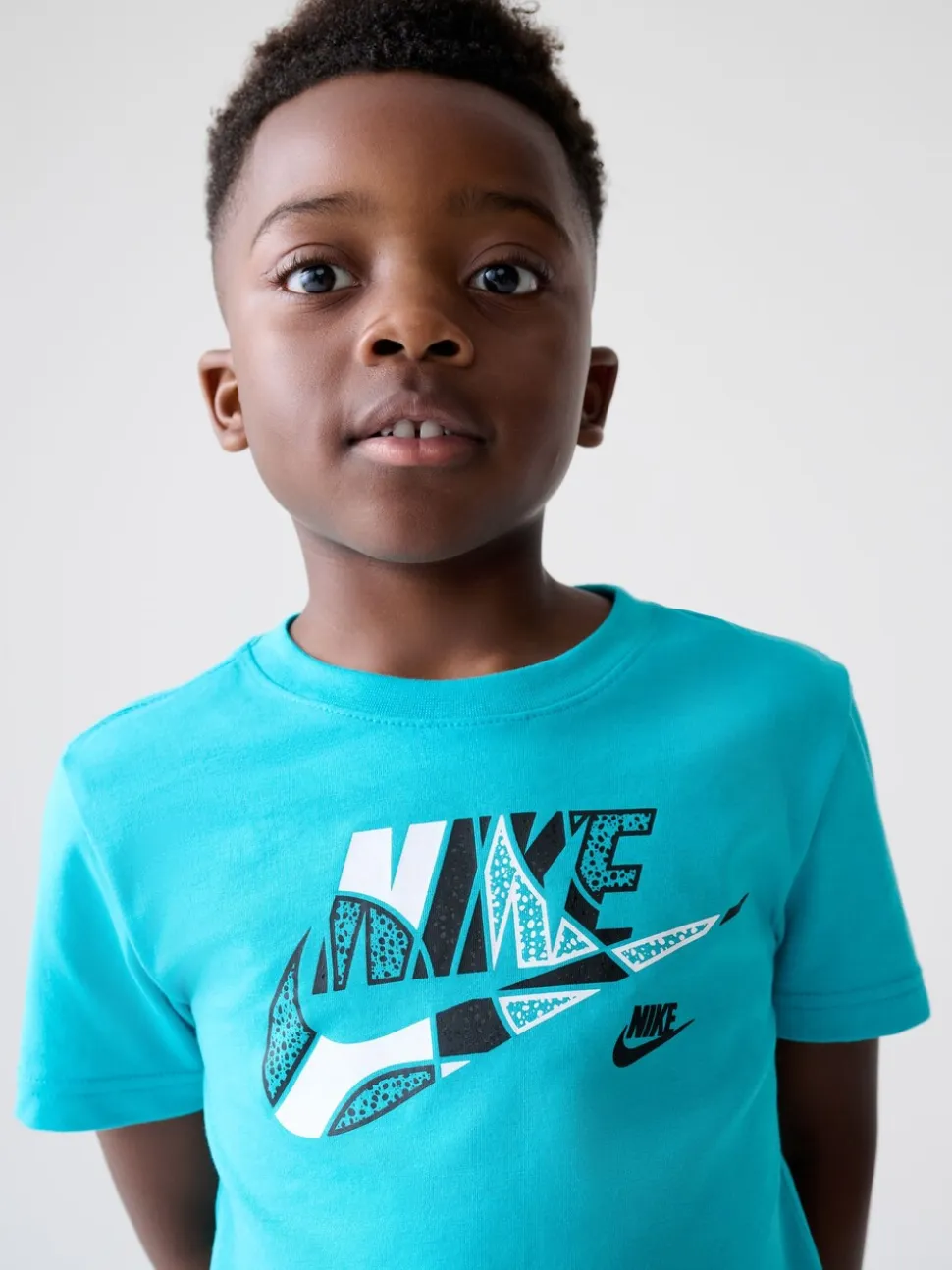Ensemble t-shirt et Shorts Nike little kids