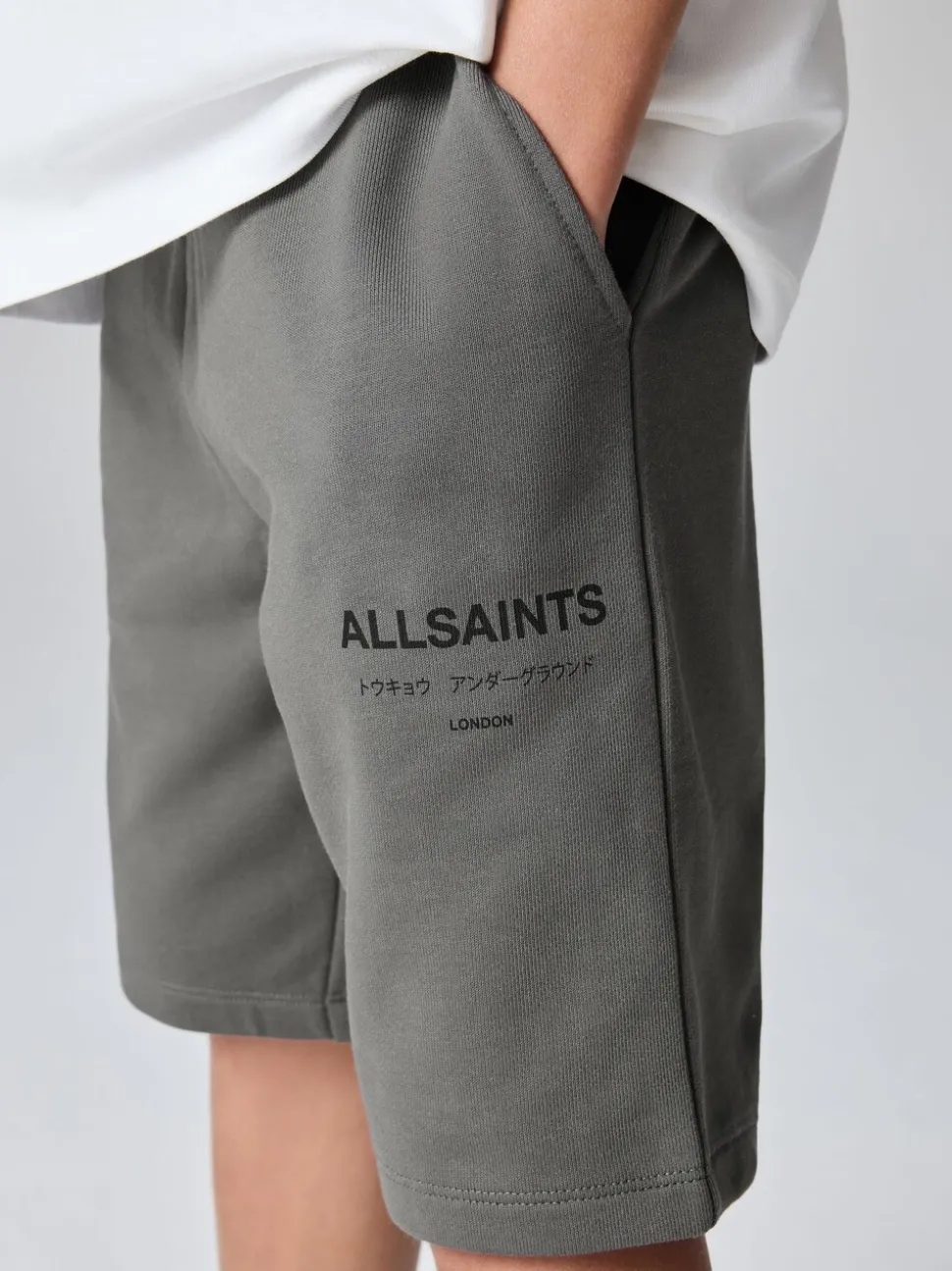 Gris de charbon de bois - SmallSaints Short Underground Sweat 100% coton