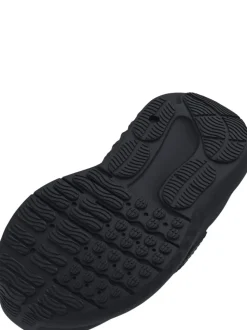 Noir gris - Baskets Under Armour Surge 4