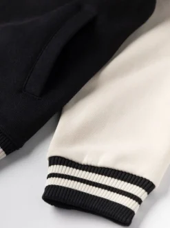 Vanilla Underground Pokemon Pikachu Bomber